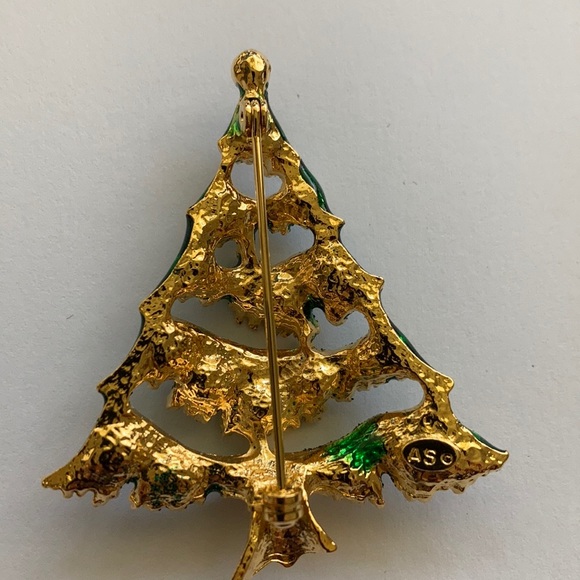 Vintage green Christmas tree brooch - Picture 2 of 3